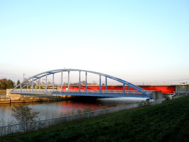 水橋 水管橋｜水圧鉄管・水管橋｜水門・鉄管事業｜製品情報｜株式会社